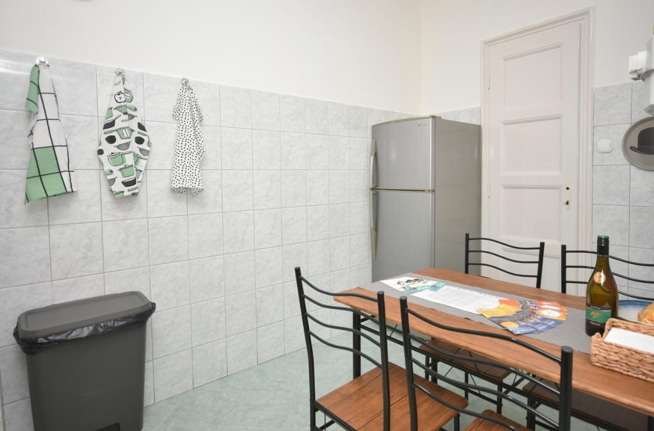 Castle Nest Apartment 부다페스트 외부 사진